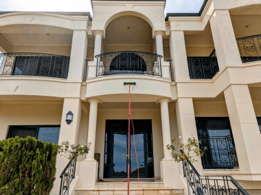 Blog post about special window cleaning equipment